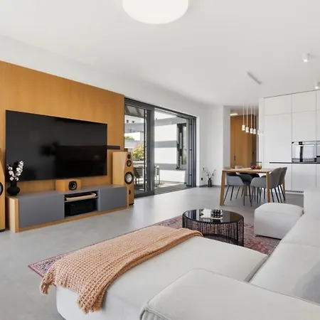 Cozy And Luxury Penthouse *